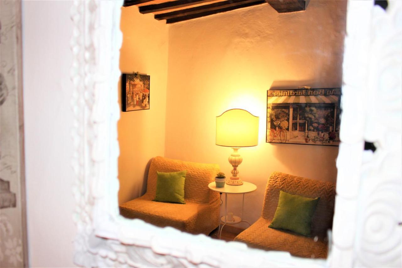 Apartamento Red House Gubbio Exterior foto