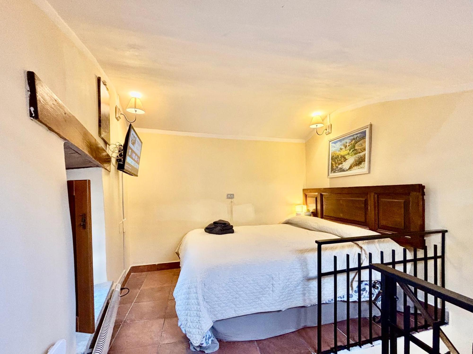 Apartamento Red House Gubbio Exterior foto